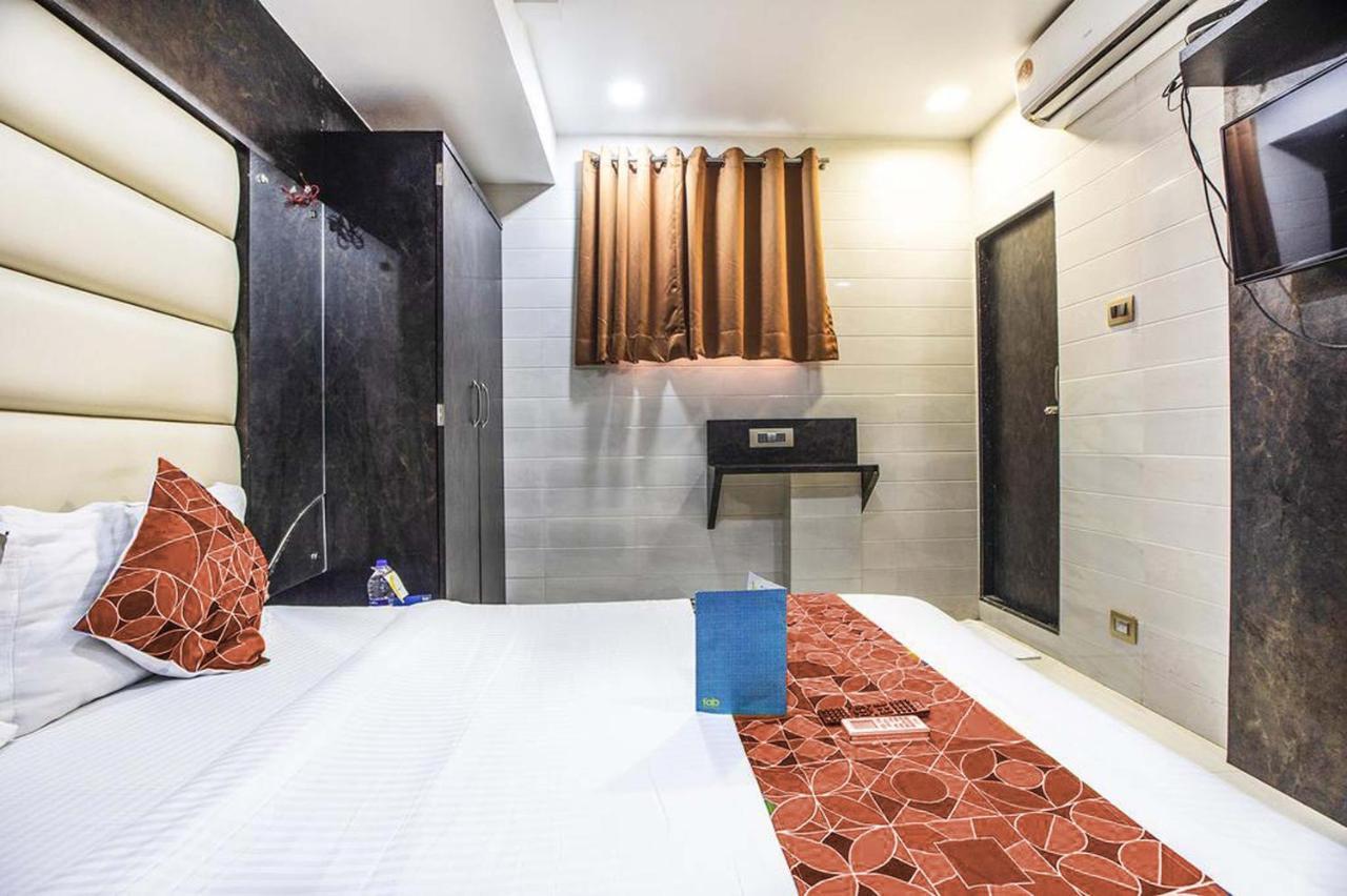 Hotel Karishma Mumbai Exterior photo
